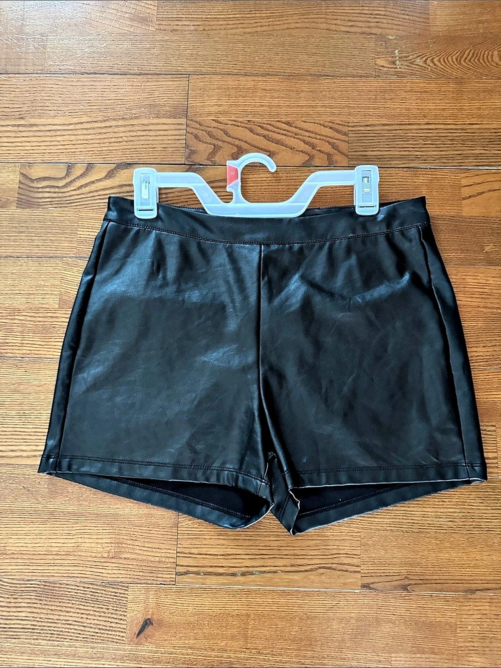 Shinestar Faux Leather High Waist Shorts in Black Size Medium Like New